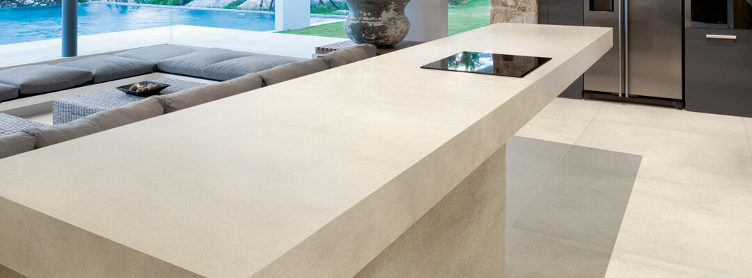 Proyectos de gran formato y alto tránsito con gres porcelánico Argos