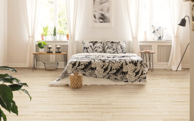 Piezas de porcelánico natural: baldosas, peldaños, tabicas y rodapié